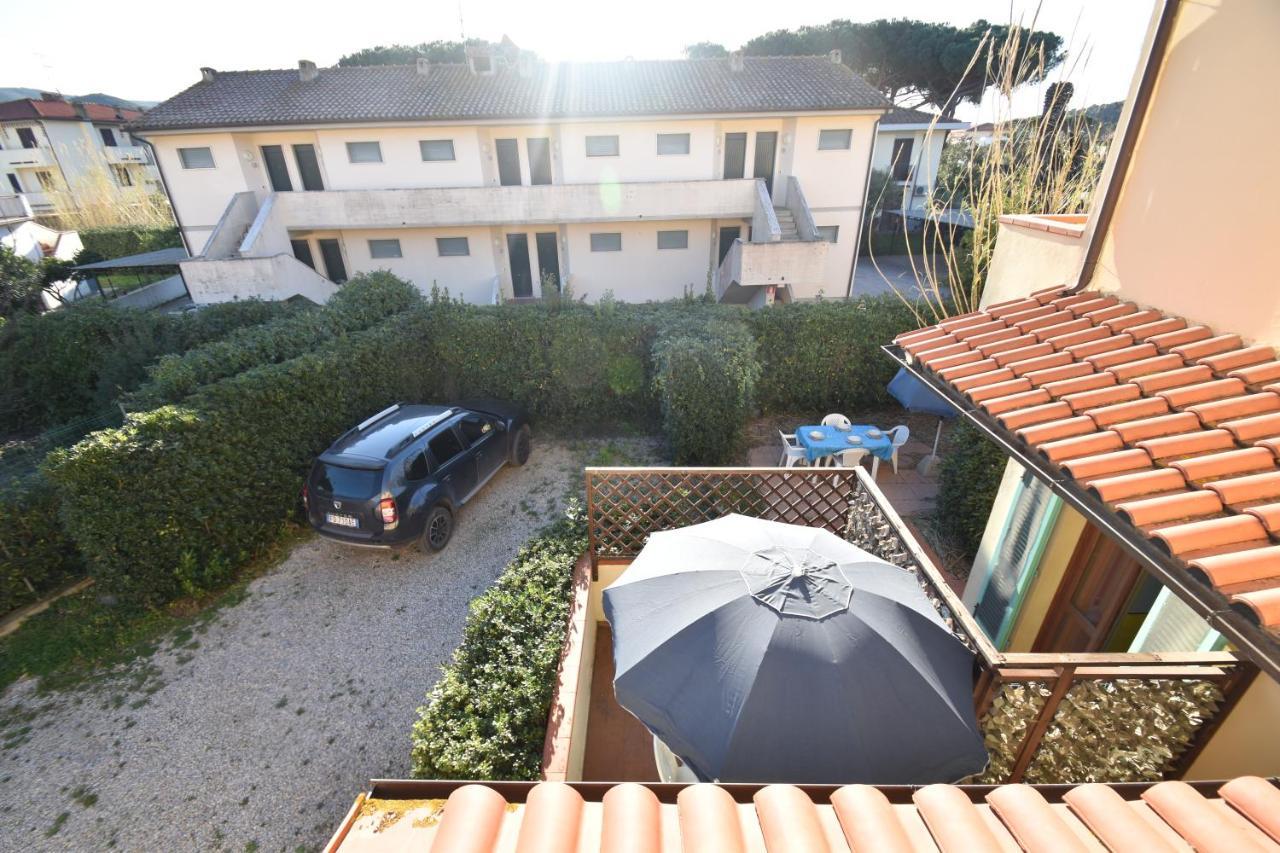 Appartamenti Sabbia - Zona Mare Con Terrazze, Clima, E Posti Auto Marina di Campo Luaran gambar