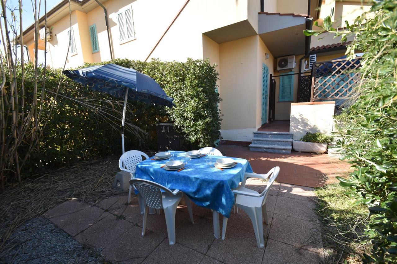 Appartamenti Sabbia - Zona Mare Con Terrazze, Clima, E Posti Auto Marina di Campo Luaran gambar