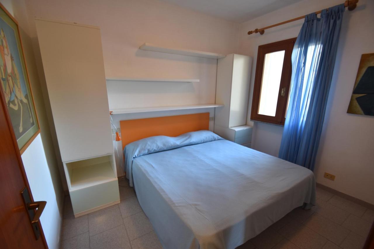 Appartamenti Sabbia - Zona Mare Con Terrazze, Clima, E Posti Auto Marina di Campo Luaran gambar