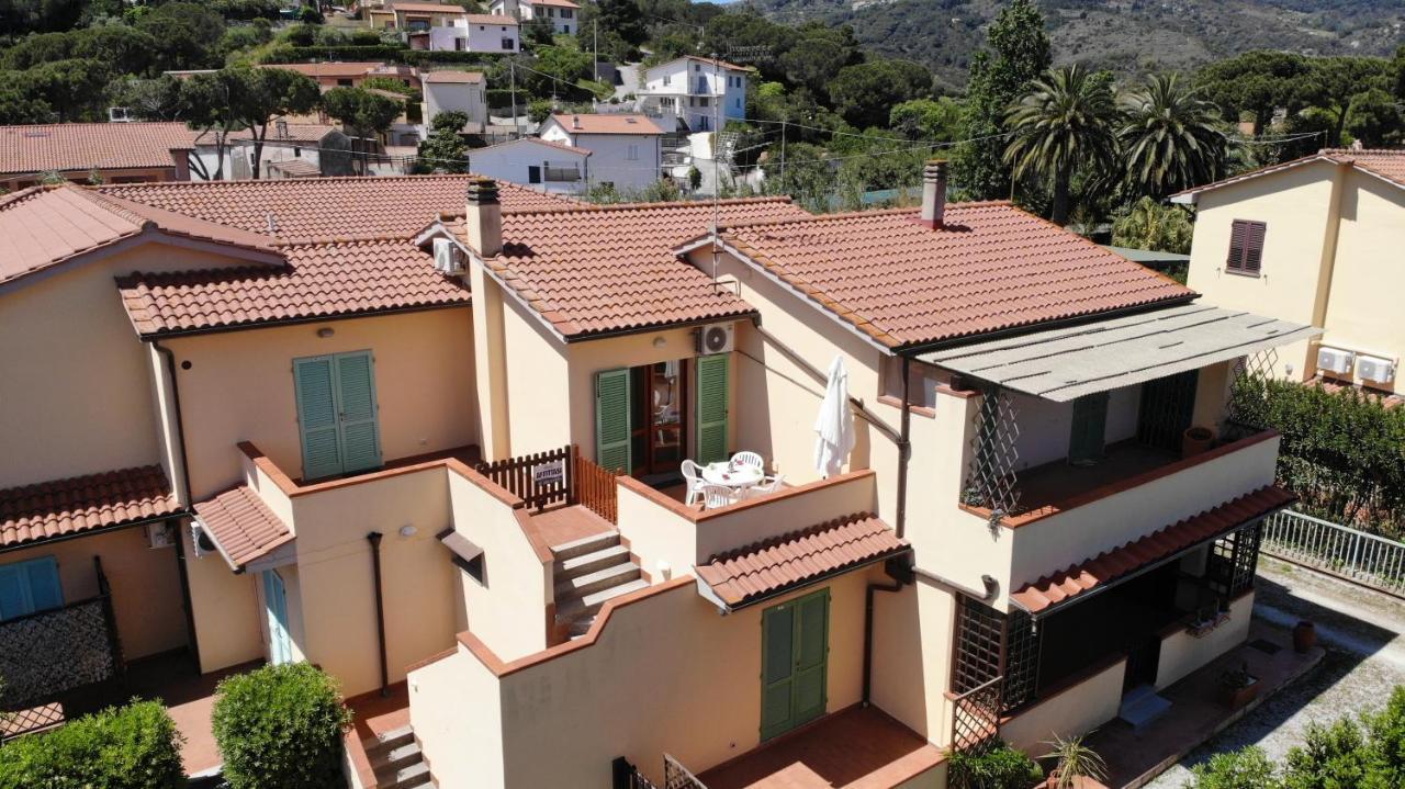 Appartamenti Sabbia - Zona Mare Con Terrazze, Clima, E Posti Auto Marina di Campo Luaran gambar